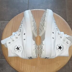 Converse Chuck Taylor All Star Lugged 2.0 Leather High Top - White -Women's 6.5
